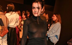 Amaia Romero y sus transparencias en la Paris Fashion Week