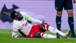 Canadá rechaza negligencia en la lesión de Alphonso Davies – DW – 27/03/2025