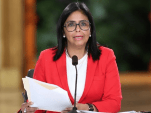 Crearán comité para la defensa de los derechos de migrantes venezolanos