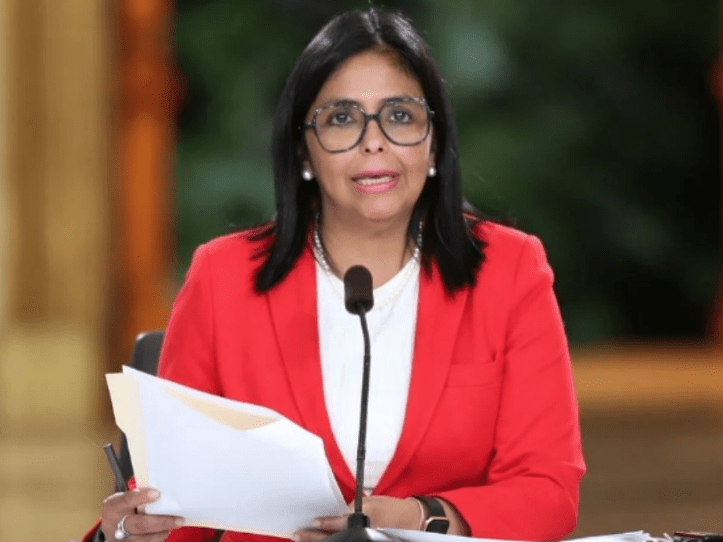 Crearán comité para la defensa de los derechos de migrantes venezolanos