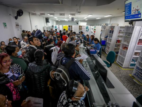 Crisis de medicamentos, consecuencia del flujo de caja en rojo del sistema | Gobierno | Economía