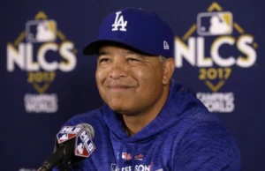 Dave Roberts seguirá otros 4 años con Dodgers de Los Ángeles