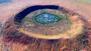 Descubren el cráter de meteorito más antiguo del mundo – DW – 24/03/2025