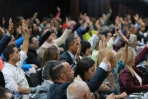 Diputados insisten en aplicar ley Simón Bolívar tras denuncias sobre ExxonMobil