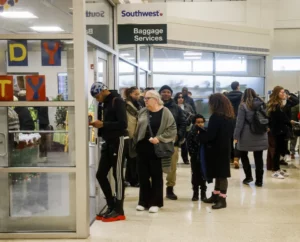 EEUU estudia prohibir la entrada de venezolanos, cubanos y otras 41 nacionalidades