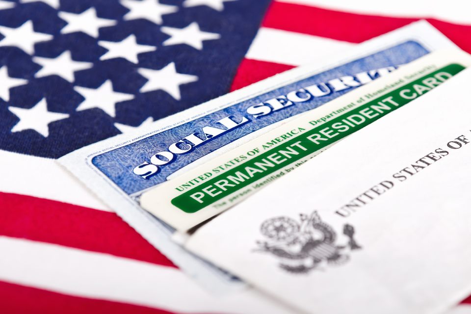 EEUU pone en pausa trámites de residencia permanente, incluyendo a venezolanos