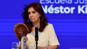 EE.UU. sanciona a Cristina Fernández por "corrupción" – DW – 21/03/2025