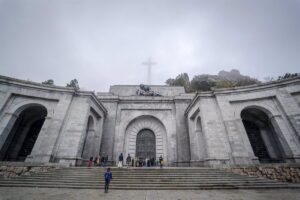 El Gobierno gastará 30 millones de euros en la resignificación del Valle de los Caídos
