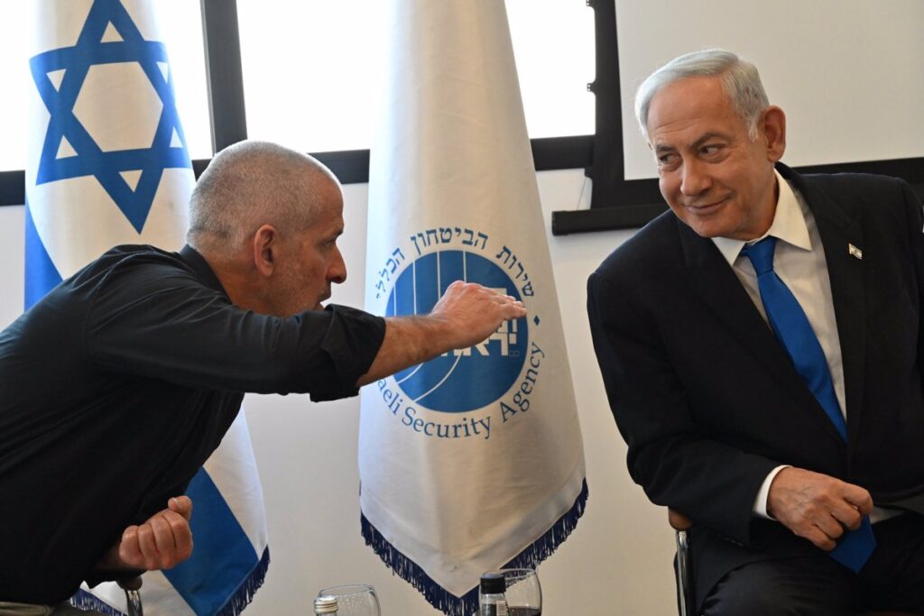 El jefe del Shin Bet acusa a Netanyahu de imponer una "ilegítima expectación de lealtad" a su figura