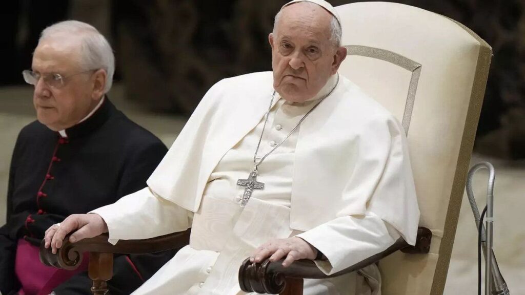 El papa Francisco continúa estable y celebró los 12 años de su pontificado