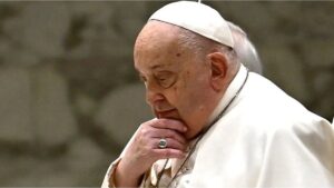 El papa Francisco se solidarizó con los afectados por el trágico terremoto en Myanmar y Tailandia