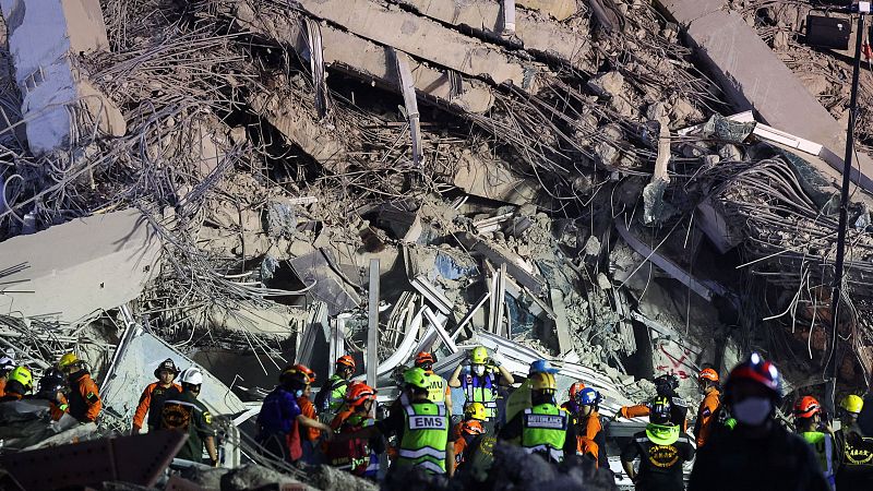 Equipo de 37 rescatistas chinos llegó a Birmania para brindar asistencia por el terremoto - AlbertoNews