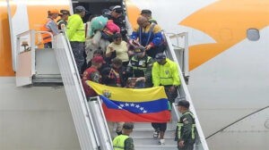 Este domingo arribará al país vuelo con migrantes venezolanos desde EEUU