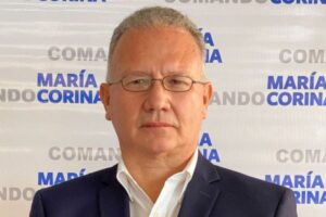 Exigen liberación de Perkins Rocha