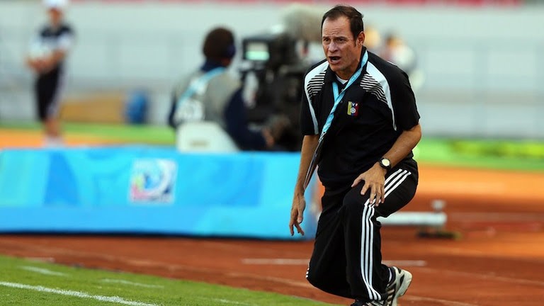 FVF busca sanción mundial contra extécnico de selección femenina