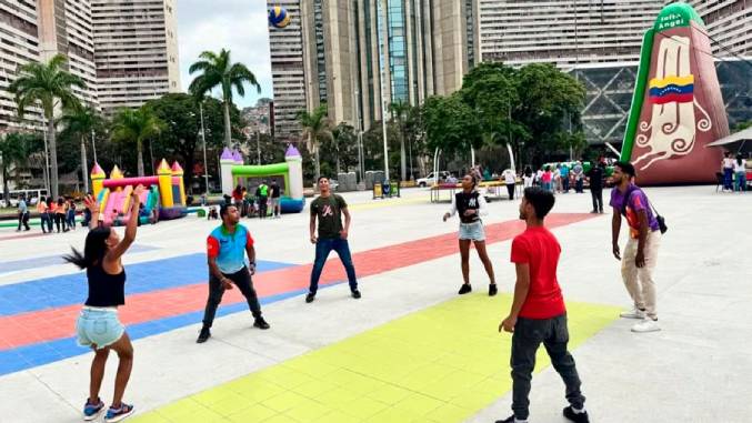 Festival de Playas y Parques atiende a más de un millón de personas