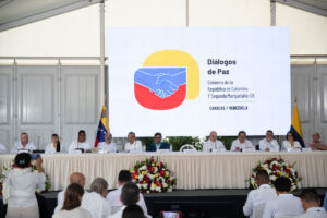 Gobierno colombiano y facción de la Segunda Marquetalia acuerdan retomar diálogos en abril - AlbertoNews