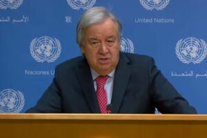 Guterres insta a EEUU a respetar derechos de migrantes venezolanos enviados a El Salvador