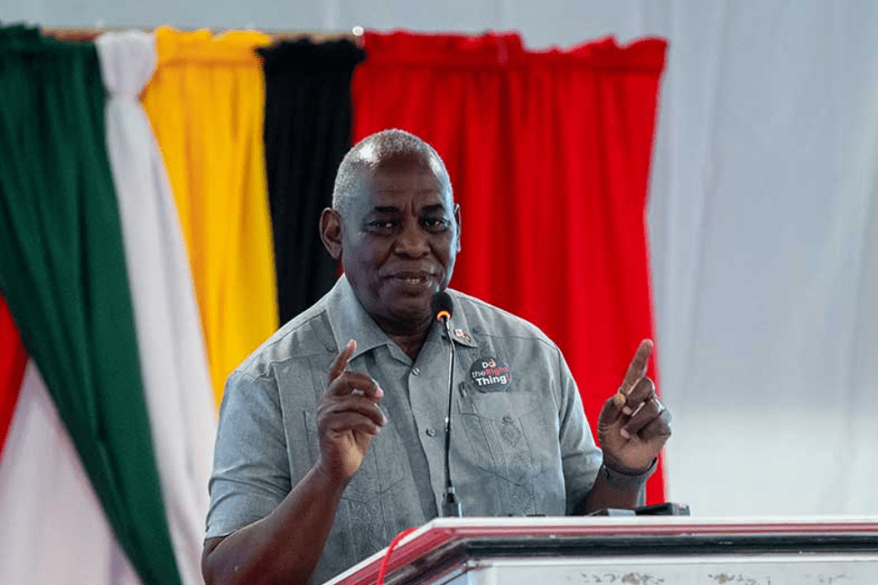 Guyana amenaza con cargos de traición a quien apoye elecciones de Venezuela en Esequibo
