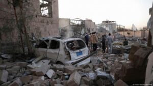 Hutíes denuncian serie de ataques contra aeropuerto de Yemen – DW – 23/03/2025