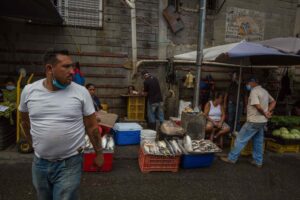 Inflación en Venezuela repuntó a un 12,8 % en febrero, según Observatorio de Finanzas