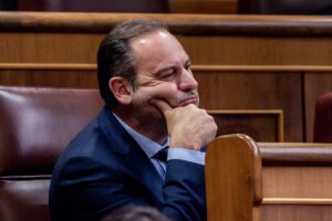 La UCO rectifica y aclara que Ábalos no compró un terreno en Colombia por 2 millones sino por 751,23 euros