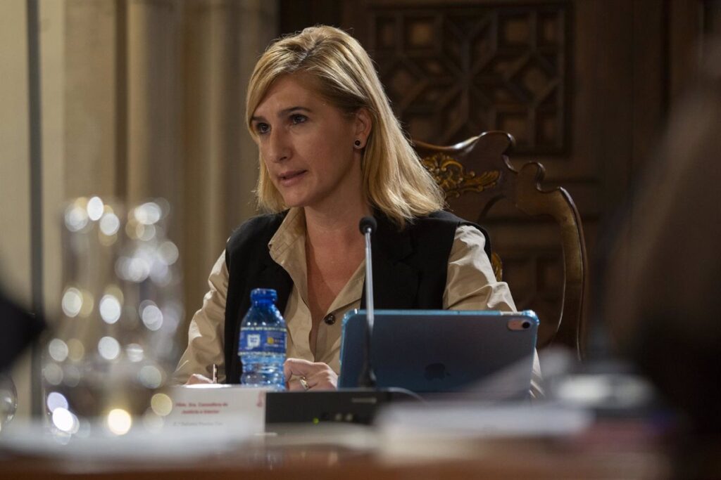 La jueza de la dana cita como investigados a la exconsellera Pradas y al exsecretario de Emergencias Emilio Argüeso