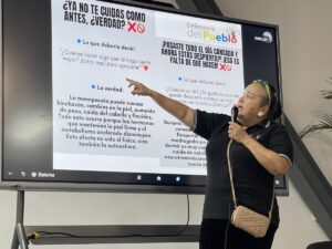 La menopausia y sus mitos fueron analizados por Xiomara Cuevas