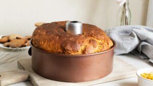 Los errores que cometemos con el molde al hacer un pastel según una repostera profesional