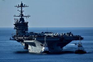 Los hutíes anuncian un contraataque contra el portaaviones 'USS Harry S. Truman' en respuesta a los bombardeos de EEUU