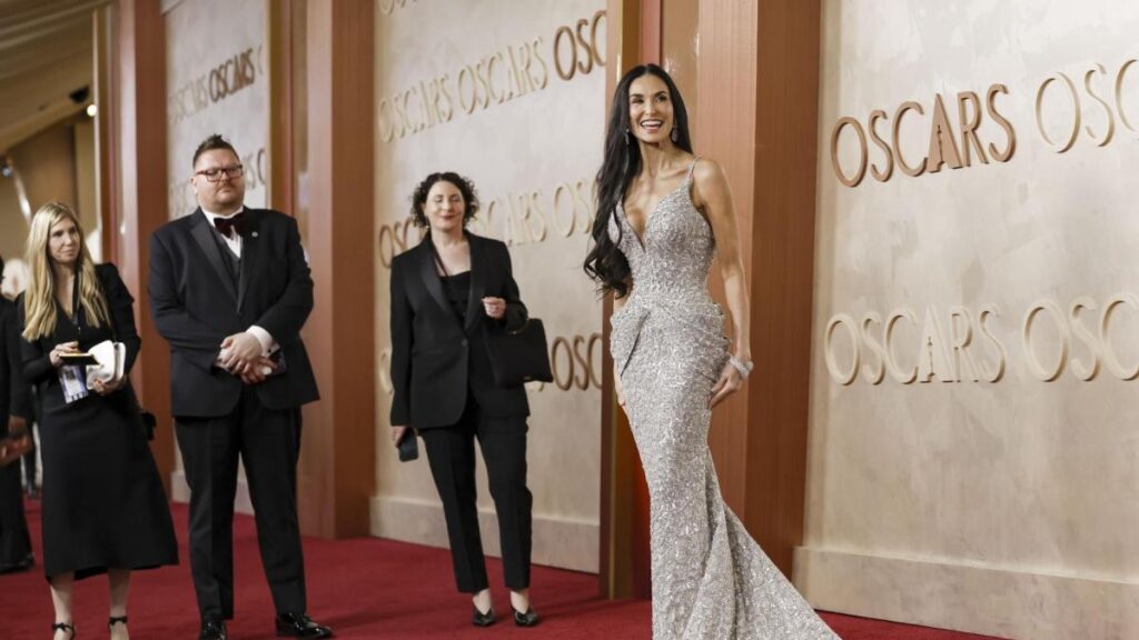 Los vestidos joya de Demi More y Selena Gómez los más admirados de los Óscar