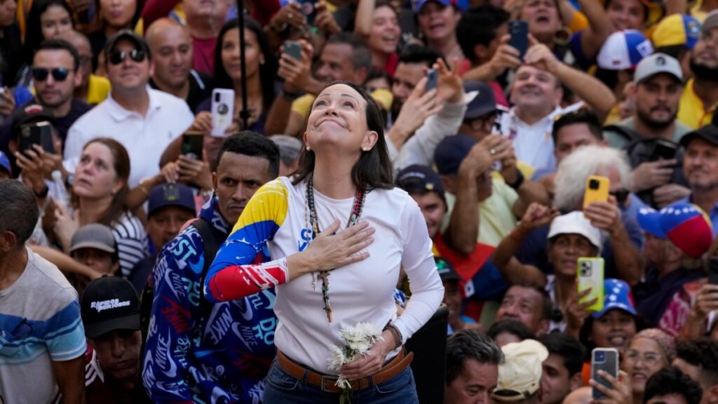 Machado respalda revocación de licencia a Chevron