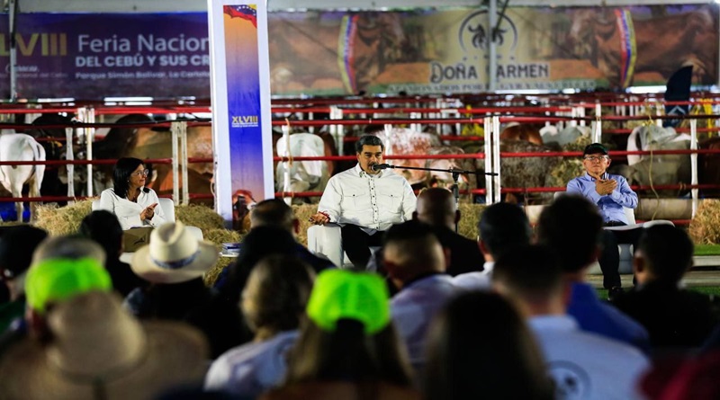 Maduro ordena acciones para aumentar vuelos de retorno de migrantes venezolanos en EEUU