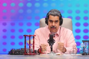 Maduro pidió a Guterres y Turk que intercedan por venezolanos en cárcel de El Salvador