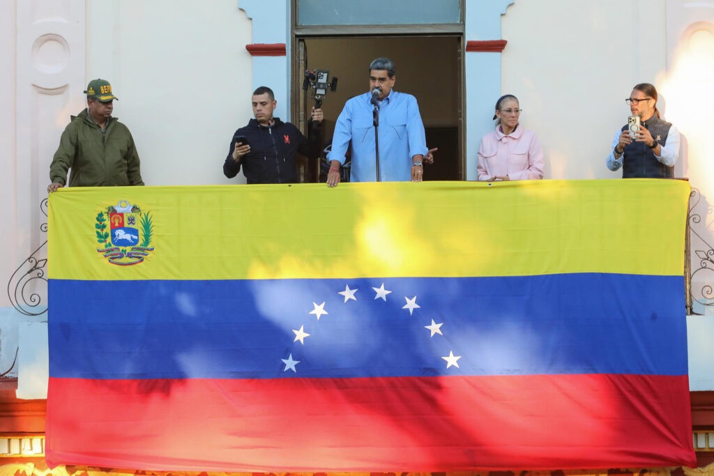 Miraflores califica de "acto de sumisión vergonzoso" las nuevas sanciones de Canadá