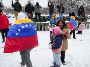 Miraflores recomienda a venezolanos no viajar a Estados Unidos