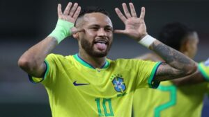 Neymar sobre volver a jugar con Brasil: «Feliz de estar de vuelta»