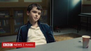 "Nunca había oído hablar de los 'incels'": la charla entre un adolescente y sus padres sobre la serie "Adolescencia"
