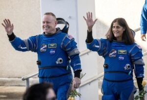 Odisea de dos astronautas varados en la EEI finalizará esta semana