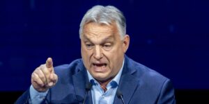 Orbán anuncia una «limpieza» de opositores que califica como «bichos» en el aniversario de la independencia de Hungría