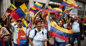 Marcha del PSUV por los presos en el Cecot