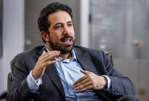 Renuncia a su cargo el Ministro del Interior de Colombia, Diego Guevara - AlbertoNews