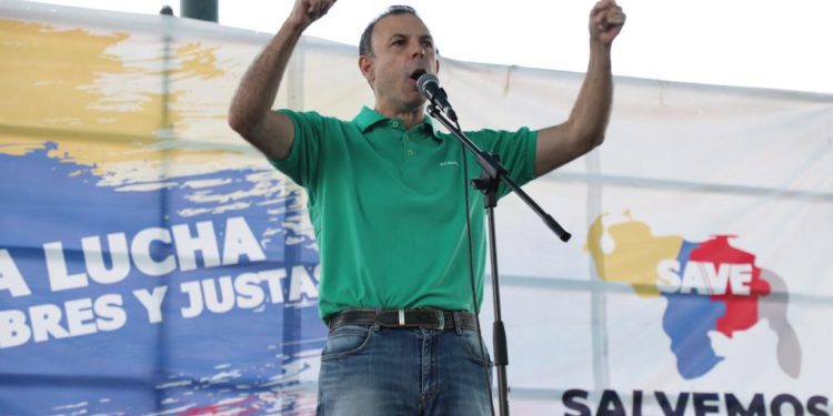 Roberto Enriquez asume como secretario general de la Plataforma Unitaria