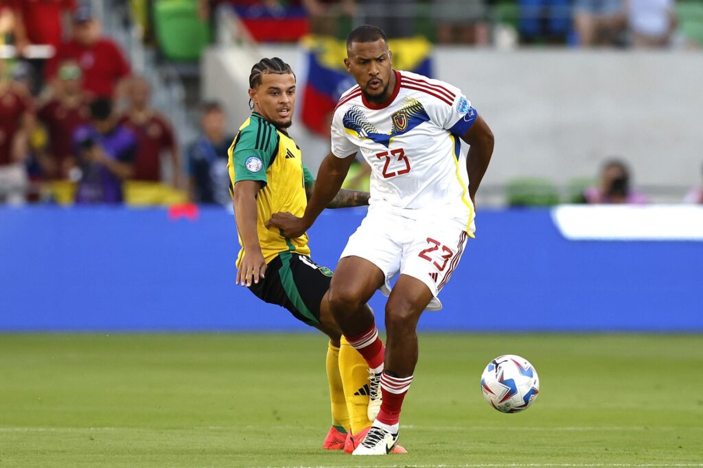 Rondón, Martínez y Soteldo entre los convocados por la Vinotinto contra Ecuador y Perú