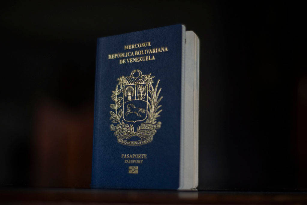 Saime elimina emisión de prórroga de cinco años del pasaporte