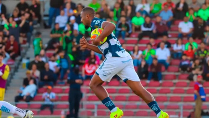Salomón Rondón vuelve a brillar con el Pachuca al marcas su gol 30