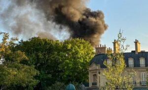 Se registró incendió en parque temático del complejo Disney World en Florida - AlbertoNews