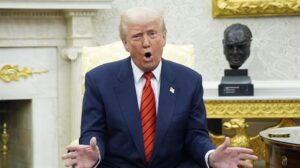 Trump dice ahora que los indultos concedidos por el "soñoliento Joe Biden se declaran nulos"
