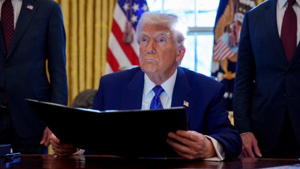 Trump firma orden ejecutiva que crea una "Reserva Estratégica de Bitcoin" - AlbertoNews
