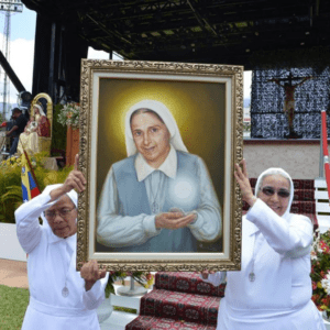 Vaticano aprobó segundo milagro de Carmen Rendiles